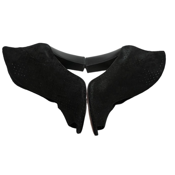 VC John Camuto Black Bree Peep Toe Heeled Plunge Ankle Boots Size 6 Women's - Picture 5 of 8